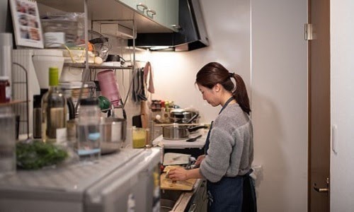 Sau 3 năm lấy chồng, tôi quyết định ly hôn vì đứa con của anh chị chồng-1