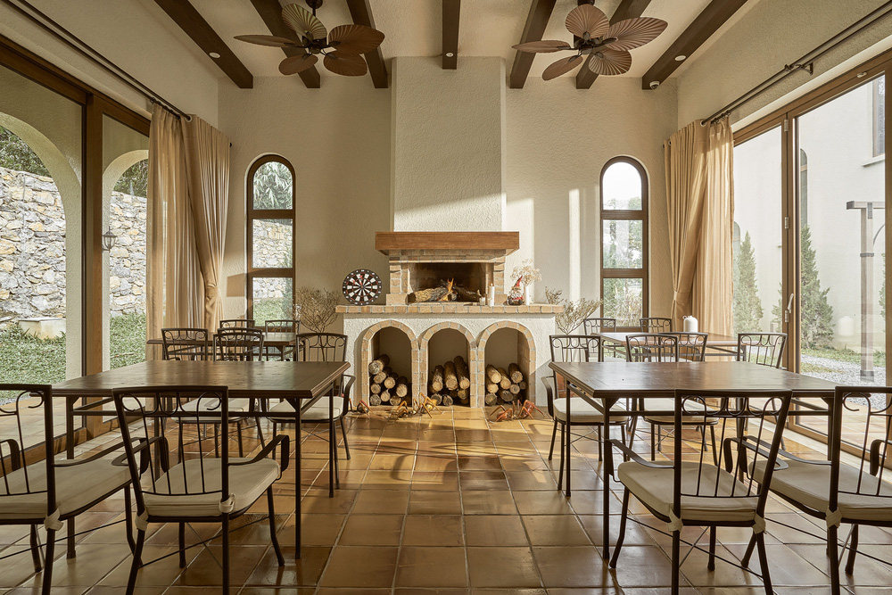 Đại gia Hà Nội xây dinh thự trên mảnh đất rộng ngang 10 sào ruộng, lấy cảm hứng từ phim Bố Già và Vincenzo, chi phí nhạy cảm đến nỗi khó tiết lộ!-14