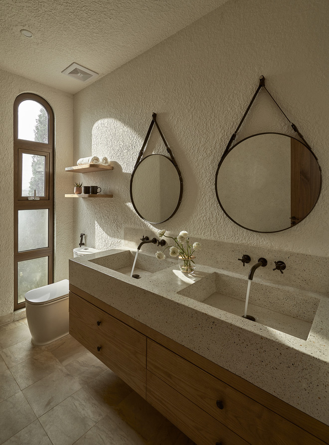 Đại gia Hà Nội xây dinh thự trên mảnh đất rộng ngang 10 sào ruộng, lấy cảm hứng từ phim Bố Già và Vincenzo, chi phí nhạy cảm đến nỗi khó tiết lộ!-25