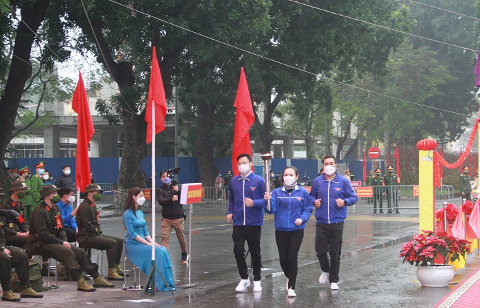 Náo nức ngày hội tòng quân của Thanh niên Thủ đô-24