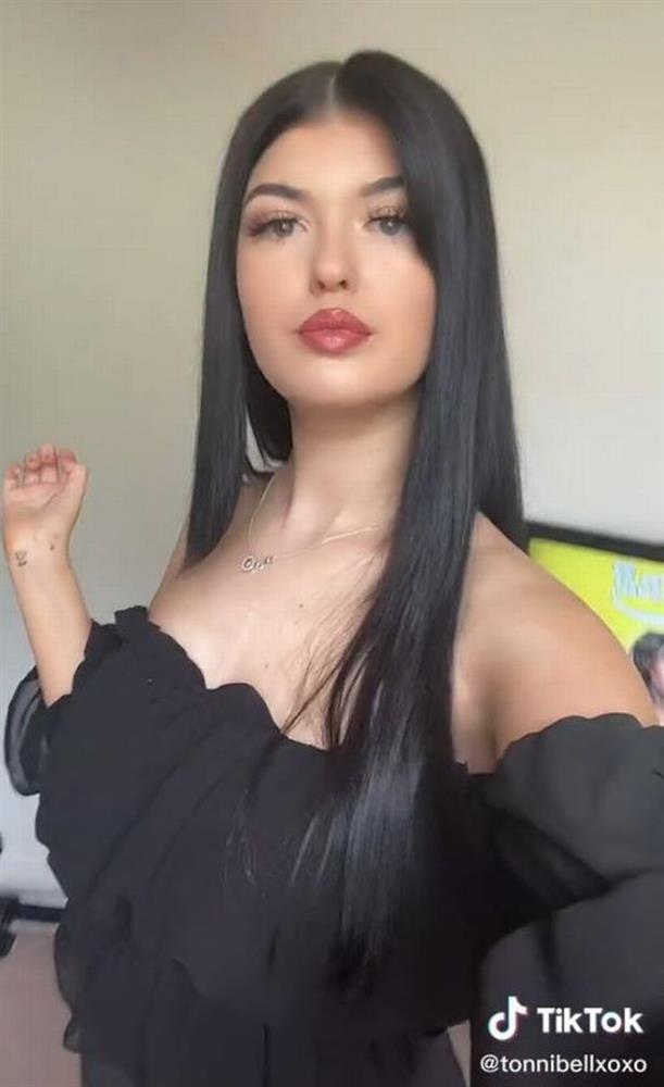 Vừa bước lên xe bạn trai mới gặp lần đầu 5 phút, người phụ nữ hoảng loạn chạy trốn khi phát hiện những điều kinh khủng-2