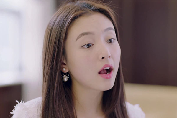 Chồng ngoại tình với đồng nghiệp nữ, tôi đi theo đến khách sạn, rồi bối rối không nói nên lời khi nhìn thấy cô ta-2