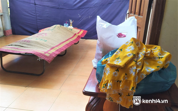 Bà ngoại bé gái 5 tuổi bị ném xuống sông: Lúc cha bế đi, cháu vẫn ôm con búp bê mà cha mới mua cho, tay còn cầm bình sữa…”-2