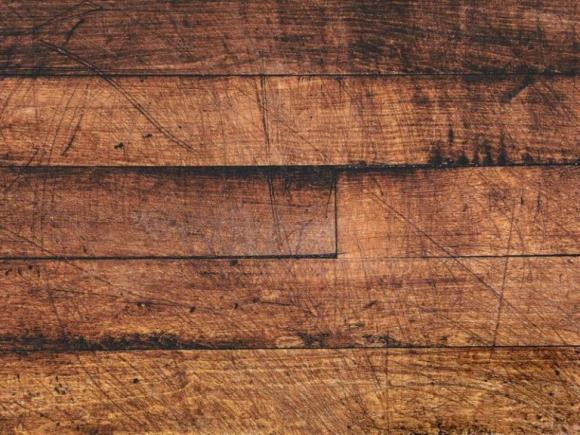 Mẹo làm sạch sàn gỗ: Chỉ dùng cây lau nhà là chưa đủ, đây là hướng dẫn cụ thể từng bước để tránh sàn bị hư hỏng-4