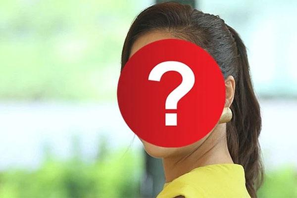 Bản tin VTV xuất hiện từ khóa nương tựa, hình ảnh xế hộp G63 kèm câu dẫn của BTV: Ngồi thì thích thật đấy, nhưng mà ngồi lâu thì cũng dễ khom lưng lắm!-4