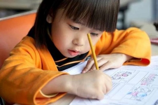 Nghiên cứu của Đại học Harvard: Bố mẹ không học cao vẫn có thể nuôi con thành THẠC SĨ, TIẾN SĨ, chỉ cần nắm rõ 2 ĐIỂM MẤU CHỐT