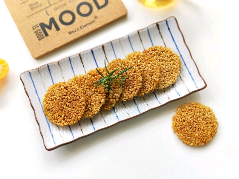 Bánh gạo giòn tan thơm phức tưởng chỉ có thể mua - hóa ra làm lại siêu dễ, kiểu gì cũng thành công!-6