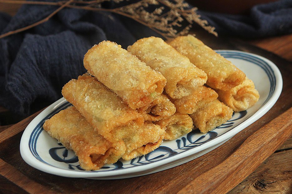 Làm nem kiểu này thì để mấy tiếng cũng vẫn giòn tan, quan trọng là ăn bao nhiêu cũng không tăng cân!-5