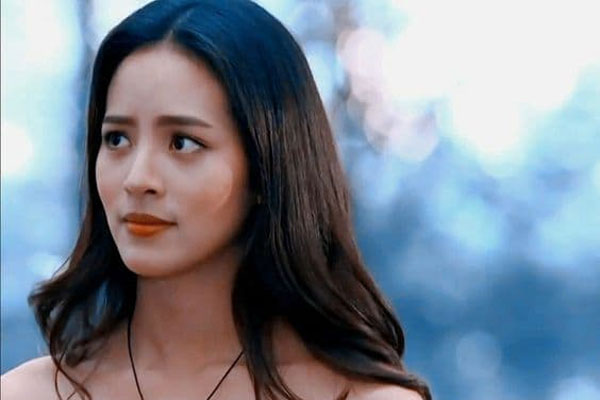 Đến dự đám cưới bạn đồng nghiệp, tôi sửng sốt khi vừa thấy mặt cô dâu-1