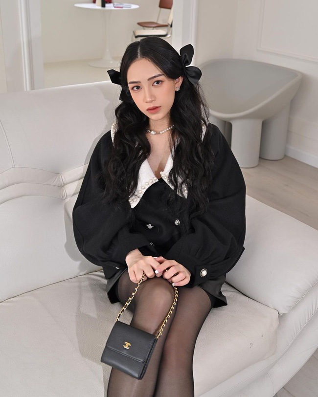 Ái nữ nhà Minh Nhựa lên đồ thế nào mà khiến dân tình cảm thán Đúng là hot mom GenZ”-5