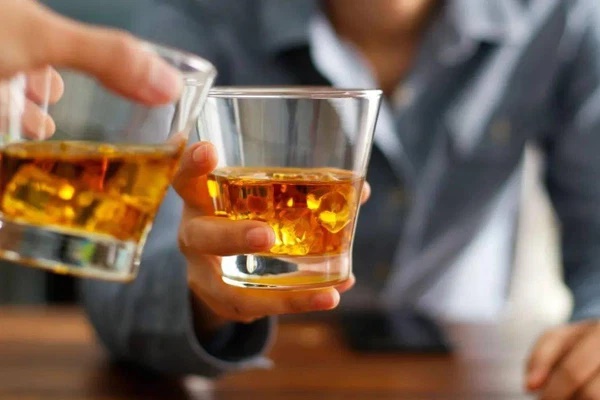 5 loại thực phẩm là bom hẹn giờ” hại gan, thậm chí gây ung thư gan, thơm ngon mấy cũng nên ăn càng ít càng tốt-3