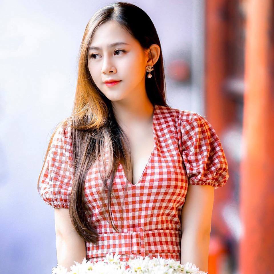 Hot girl Kem Xôi theo chồng bỏ cuộc chơi 5 năm trước, cuộc sống bây giờ khiến bao người trầm trồ-2