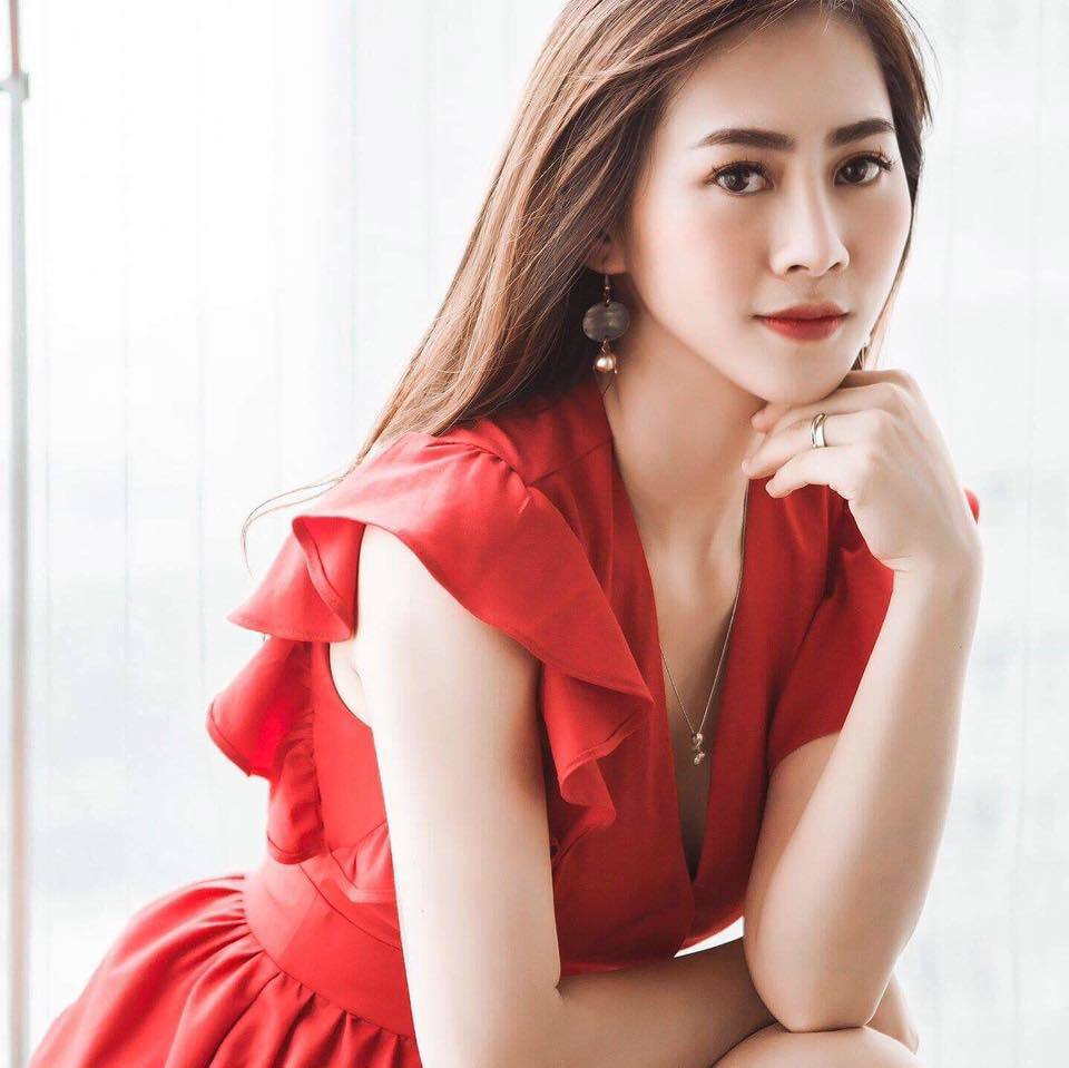 Hot girl Kem Xôi theo chồng bỏ cuộc chơi 5 năm trước, cuộc sống bây giờ khiến bao người trầm trồ-3