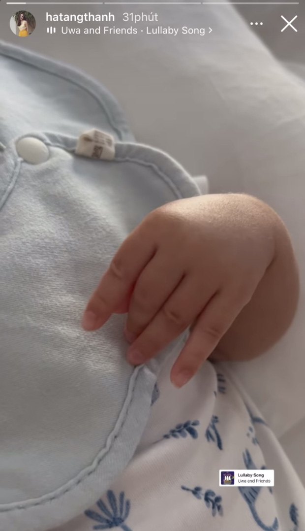 Chỉ qua clip vài giây, nhóc tỳ thứ 3 nhà tài phiệt của Hà Tăng gây bão vì hành động này?-1