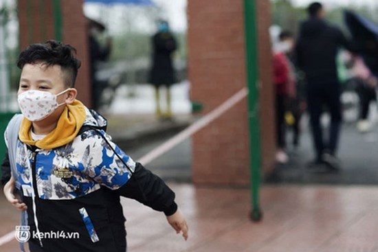 KHẨN: 1 địa phương cho học sinh nghỉ học từ ngày 19/2 do F0 gia tăng