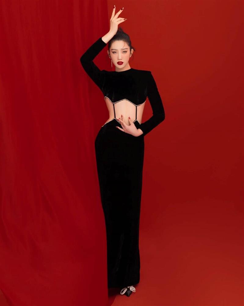 Mỹ nhân Việt mê đầm thắt lưng buộc bụng: Thùy Tiên làm nên kì tích, Thanh Hằng bị so sánh với đàn em-13