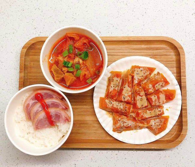 Thực đơn chăm F0 Covid của mẹ đảm Hà Nội: Bữa nào cũng ngon đẹp, không thiếu món gì kể cả bún đậu mắm tôm-5