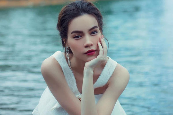 Hồ Ngọc Hà lộ vòng 2 to vượt mặt, dân tình xào xáo chuyện mang thai-6