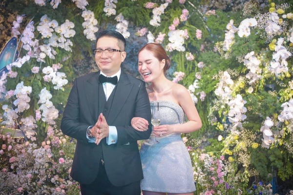 Hẹn gặp nữ đại gia quận 7 nhưng chưa được đồng ý, fan girl chi hơn 100 triệu mua túi Dior làm món quà nhỏ để mong idol cho gặp mặt một lần-2