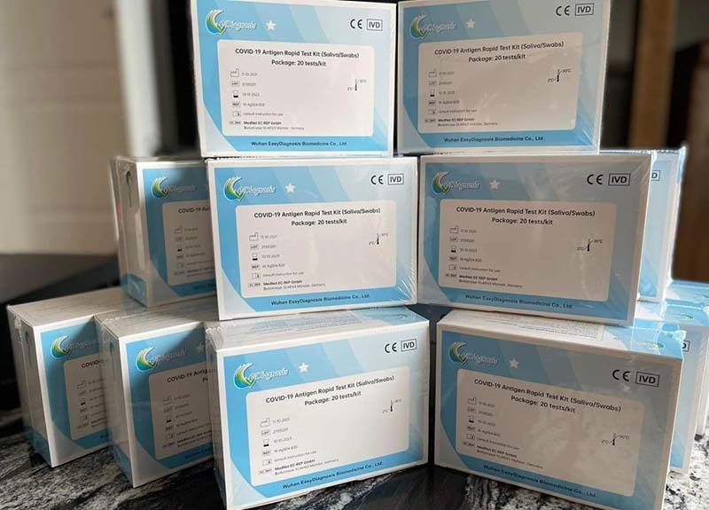 Kỷ lục 4 vạn F0, dân tăng mua kit test nhanh, khẩu trang phòng thủ-3