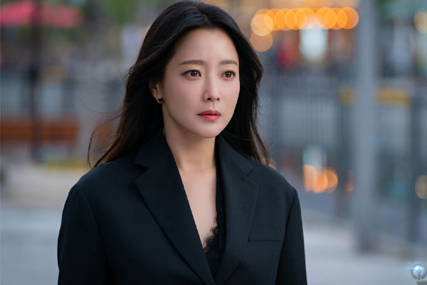 Nửa đêm, chị gái bỗng cầm gậy đến đập vỡ cửa kính nhà tôi, những lời chị hét khiến tôi điên đảo-2