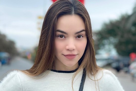 Hà Hồ cực mê loại quả bình dân giúp tăng sinh collagen và giảm cân đỉnh cao, ăn mỗi ngày không ngán