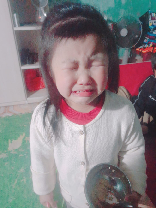 Hoá ra đây là cách cắt tóc cho con vừa dễ vừa đẹp của các ông bố, sáng tạo thứ 2 thì không ai đứng thứ 1!-2