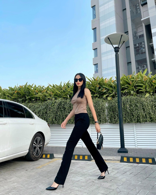 Quần đen nhạt mấy thì vào tay sao Việt cũng thành sang xịn mịn-3