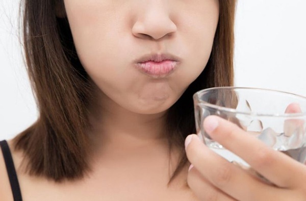 Trong ngày có một khung giờ độc: Thường xuyên tỉnh dậy vào lúc này và bị đau họng dễ mắc một loạt bệnh, trong đó có ung thư vòm họng hoặc HIV-5