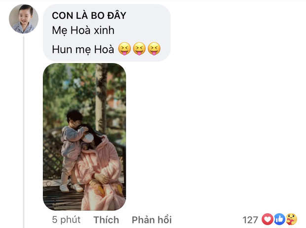 Con trai Hòa Minzy: Mẹ Hoà xinh, hôn mẹ Hoà-2