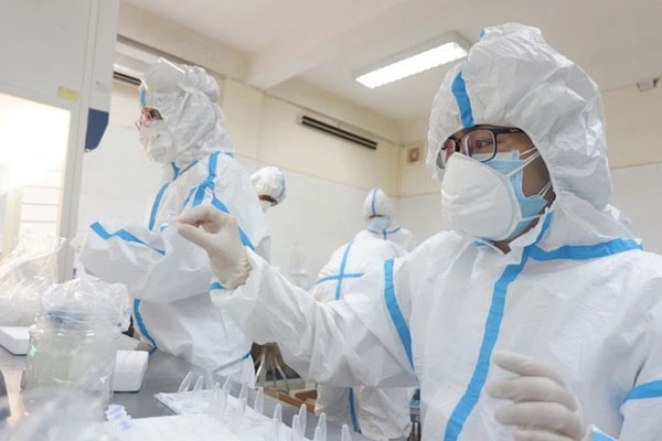 Mới nhất: F1 tiêm 2 mũi vaccine COVID-19 chỉ cách ly 5 ngày, xét nghiệm 1 lần-2