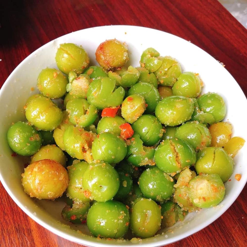 Mận cơm đầu mùa, chua chua, chát nhẹ giúp chị em chống ngấy sau thời gian ăn Tết cao đạm-5