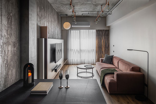 Ngôi nhà gây ấn tượng mạnh với thiết kế&nbsp;bức tường cong bằng gạch đỏ, nội thất mây tre đan thân thiện môi trường-12