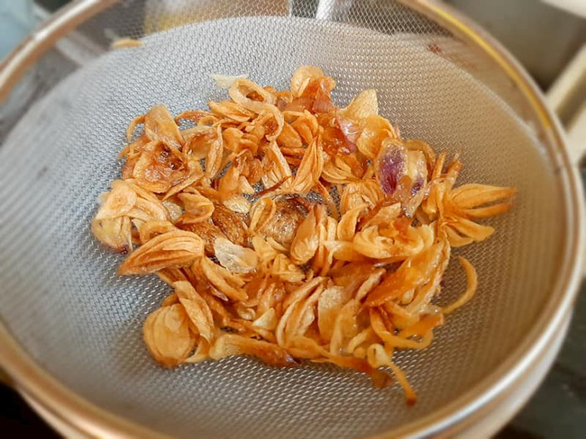 Trời lạnh thế này mà có bánh đúc nóng hổi để ăn là nhất: Làm siêu dễ, 1 nồi to cho 4 người ăn chỉ 20 phút là xong-3