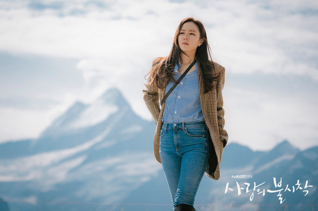 Son Ye Jin mặc áo sơ mi đẹp đỉnh cao trong mọi bộ phim cô đóng chính-7
