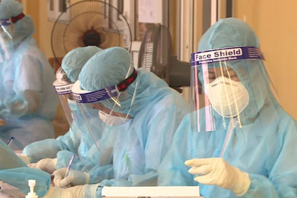 76% mẫu tầm soát ngẫu nhiên ở TP.HCM là Omicron-3