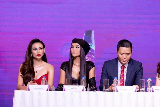 Lâu rồi mới thấy HHen Niê sang chảnh và quyền lực đến vậy-1