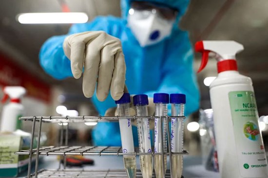 76% mẫu tầm soát ngẫu nhiên ở TP.HCM là Omicron
