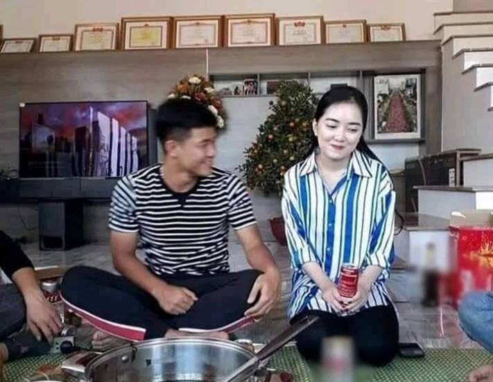 Mối tình 4 năm của cầu thủ Hà Đức Chinh và vợ-7