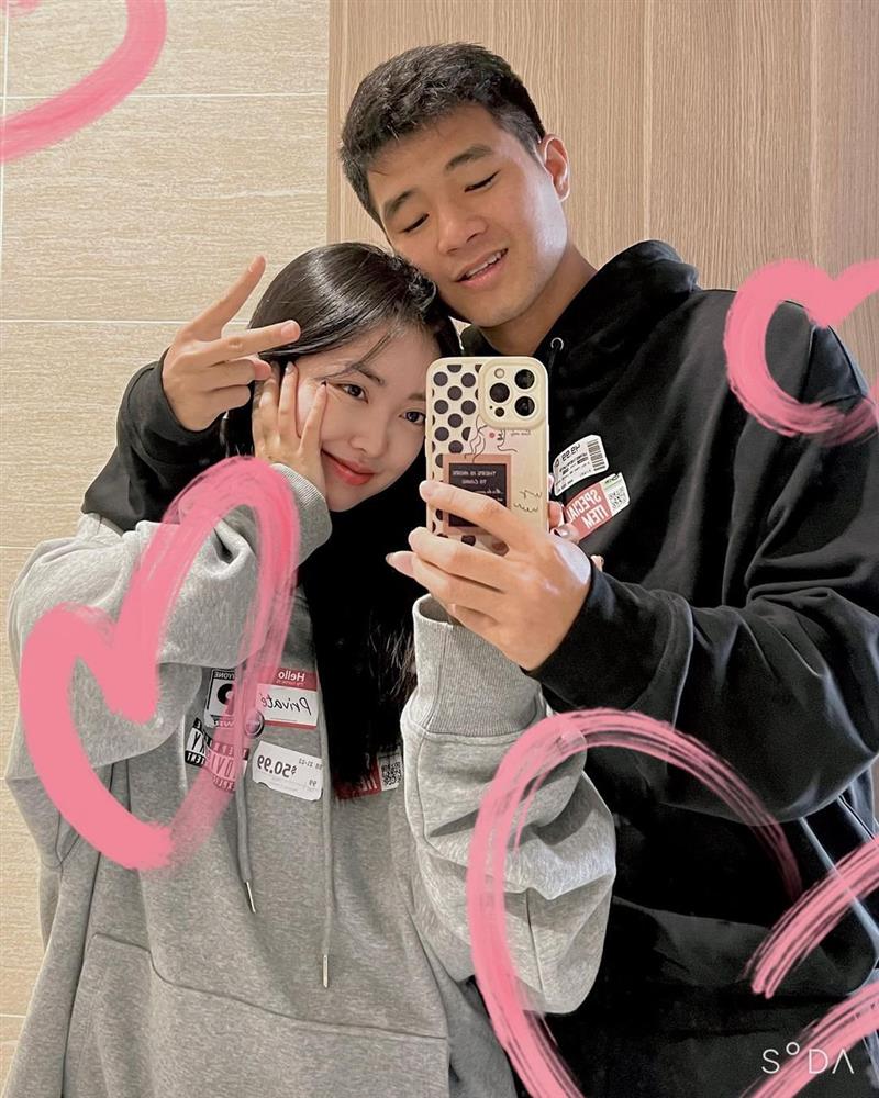 Mối tình 4 năm của cầu thủ Hà Đức Chinh và vợ-10