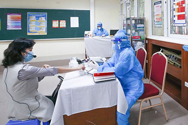 Tiếp tục đẩy mạnh phân cấp và nâng cao năng lực y tế cơ sở-1