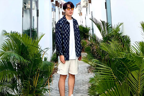 Bị chồng giàu đuổi cổ vì đóng cảnh hôn, mỹ nhân vô danh suýt chết đói vì flop, nào ngờ cưới được nam thần hàng đầu showbiz-10