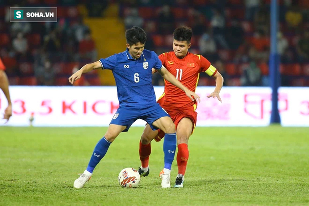 Lính bầu Đức tăng viện kịp thời, Việt Nam hạ Thái Lan hiên ngang vào bán kết-1