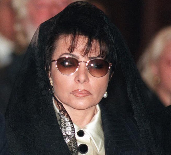 Chuyện con dâu gia tộc Gucci thuê sát thủ giết chồng ngoại tình, mang danh góa phụ đen tưởng vào tù trả nghiệp ai ngờ sướng hơn tiên-8