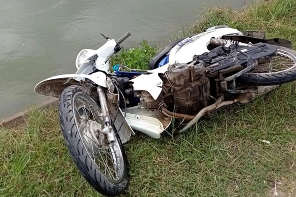 Thủ tướng yêu cầu nghiên cứu giảm thuế cho xăng, dầu-2