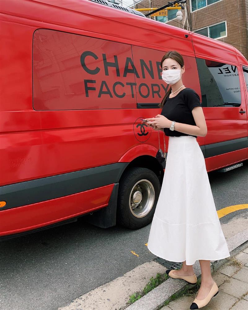 4 kiểu chân váy hack tuổi đỉnh nhất nhưng không khiến nàng 30+ trông cưa sừng làm nghé-14