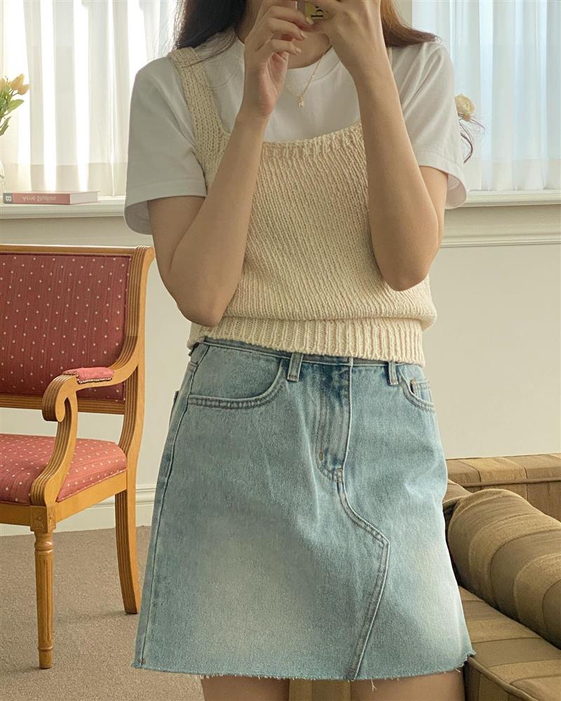 4 kiểu chân váy hack tuổi đỉnh nhất nhưng không khiến nàng 30+ trông cưa sừng làm nghé-3