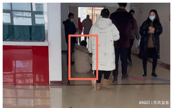 Chàng trai ép bạn gái đi kiểm tra sức khỏe, cầm tờ kết quả liền tức giận đòi chia tay: Cô thật sự không biết xấu hổ-3