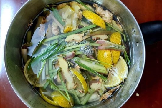 Lạm dụng xông mũi, họng có thể gây tổn thương niêm mạc đường thở