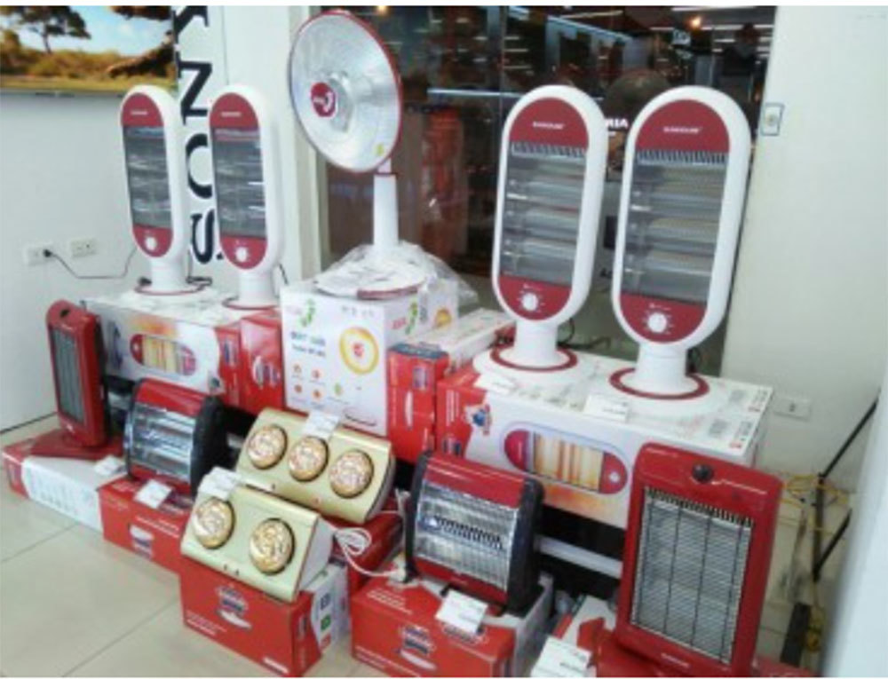 Rét kỷ lục 40 năm qua, máy sưởi giảm giá, cháy hàng-1